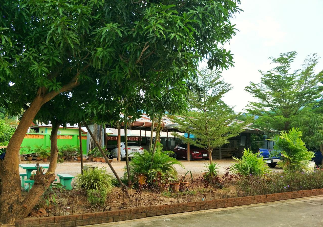 Blue House Sukhothai Exterior photo